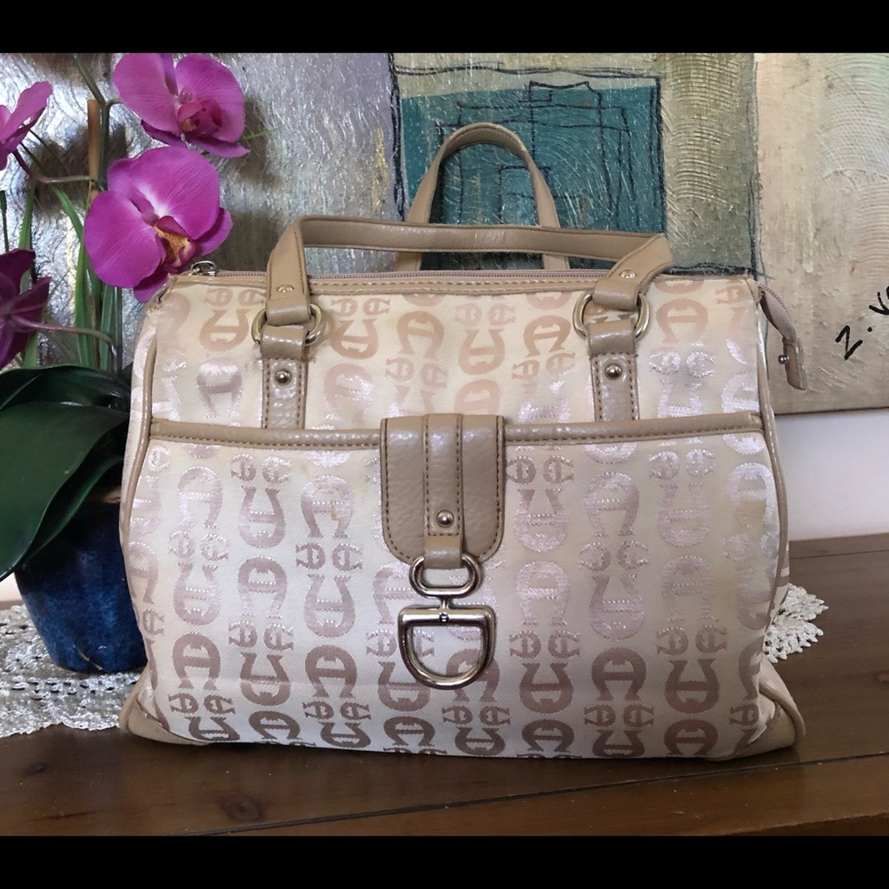 - ETIENNE AIGNER ‎ Tan Handbags Purse OS